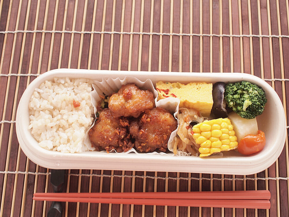 うま辛から揚げチキンと玄米入りごはん